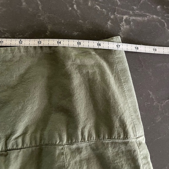 Merona Green Skirt with Bric-brac Detail- size 14 - Picture 4 of 6